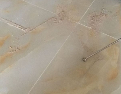 赤城瓷砖空鼓维修公司分享粘合剂选择不当在瓷砖铺贴过程中可能导致以下问题